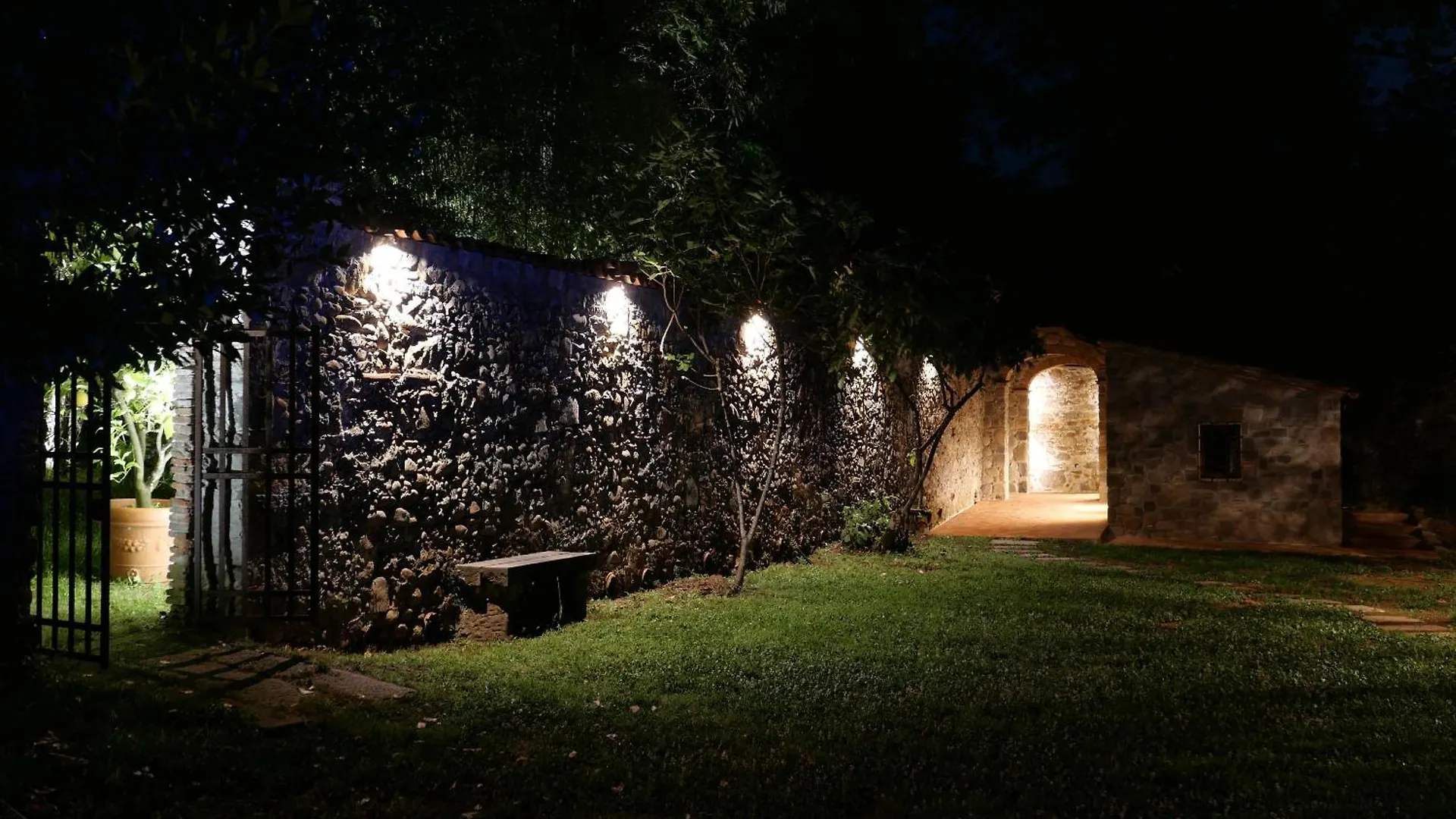 Casa Cassettari, Apartment With Garden And Pool Ghivizzano